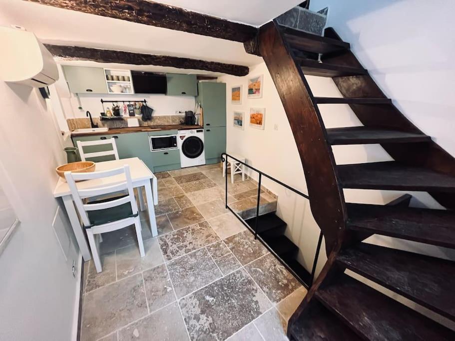Triplex De Saint-Paul Free Public Parking Apartment Luaran gambar